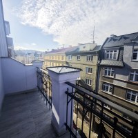 288_6903510225.jpg