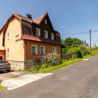 296_9772724206.jpg